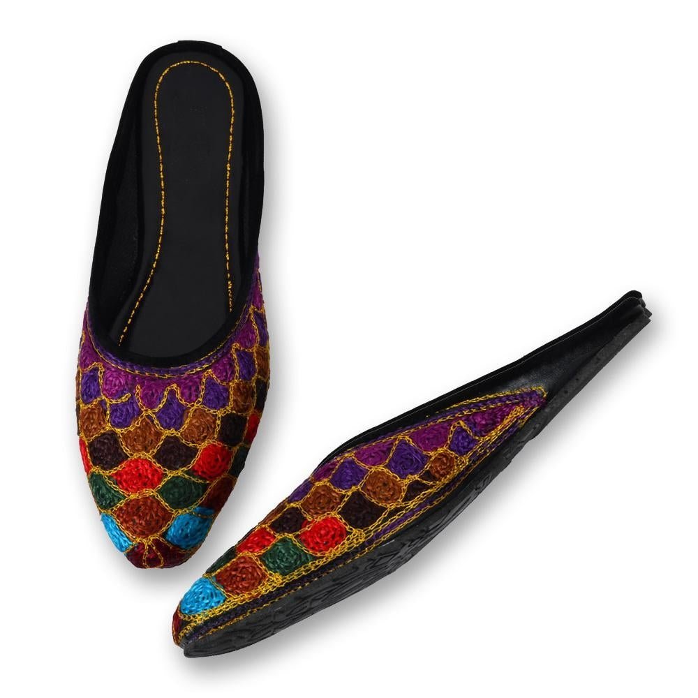Buy_Embroided_Slip-On_Mojaris_for_Women_-_Multi_dae0f150-8a72-4d18-822f-5581ac97d357.jpg