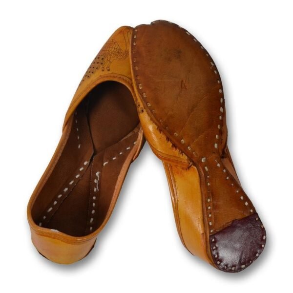Ethnic Women Juttis - Image 4