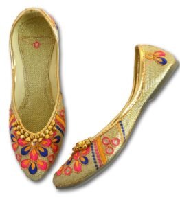 Ethnic Women Juttis