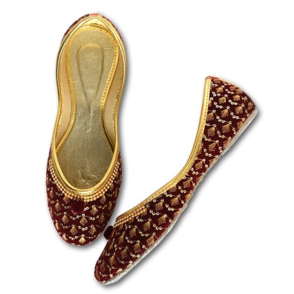 Ethnic Women Juttis