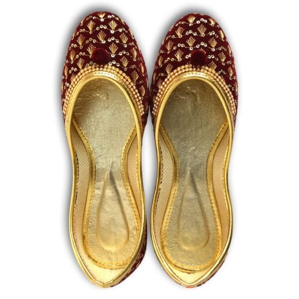 Ethnic Women Juttis - Image 4