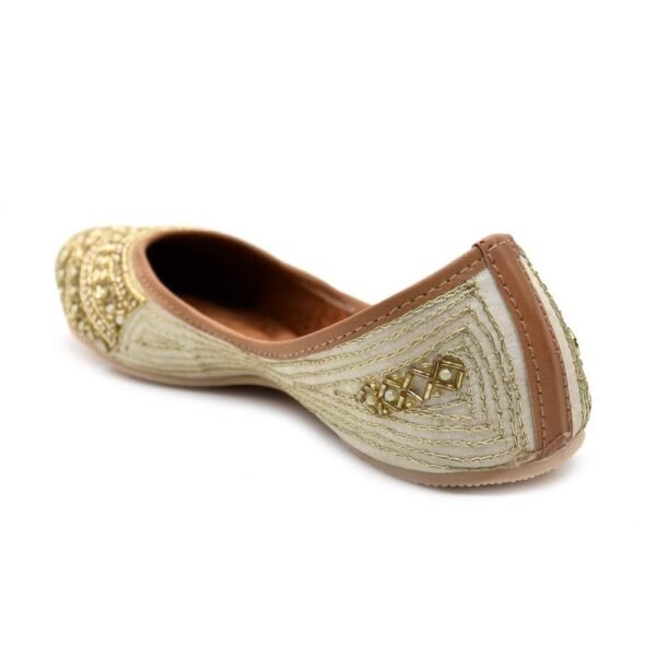 Women Cream Toned Embellished Handcrafted Mojaris - Image 5