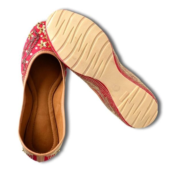 Women Red Gold-Toned Embellished Mojaris - Image 9